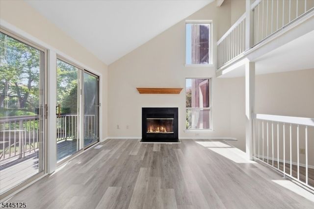 4422 Bloomingdale Dr, Hillsborough Twp., NJ 08844