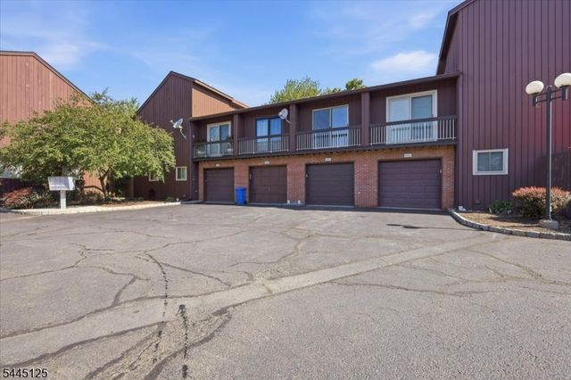 4422 Bloomingdale Dr, Hillsborough Twp., NJ 08844