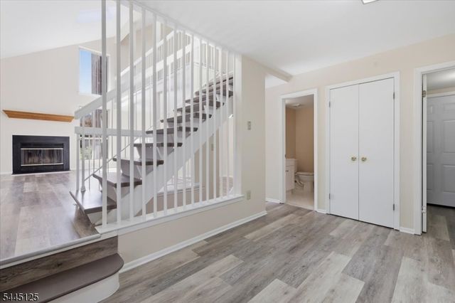 4422 Bloomingdale Dr, Hillsborough Twp., NJ 08844