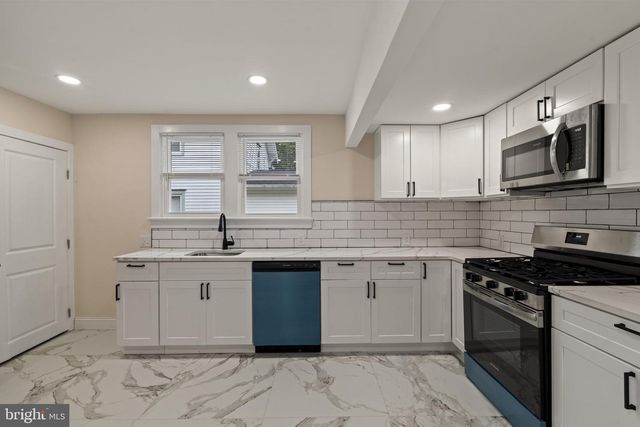 301 UNIVERSITY BLVD, Glassboro, NJ 08028