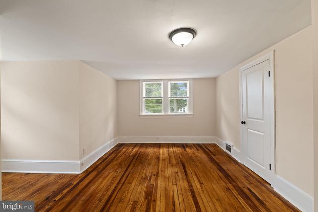 301 UNIVERSITY BLVD, Glassboro, NJ 08028