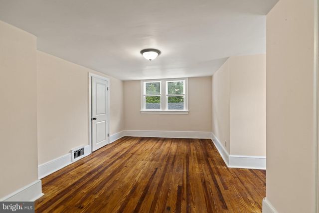 301 UNIVERSITY BLVD, Glassboro, NJ 08028