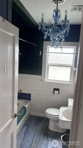 317 S Jones Street, Port Angeles, WA 98362