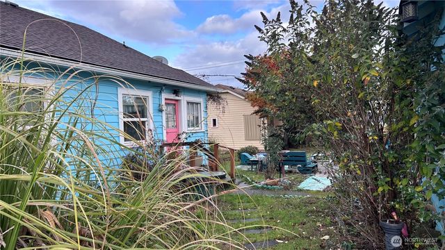 317 S Jones Street, Port Angeles, WA 98362