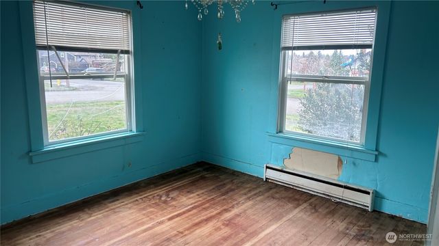 317 S Jones Street, Port Angeles, WA 98362