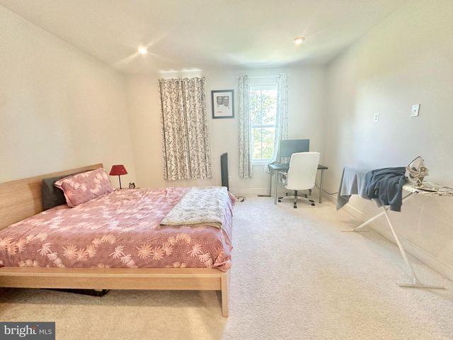 42171 SHINING STAR, Brambleton, VA 20148