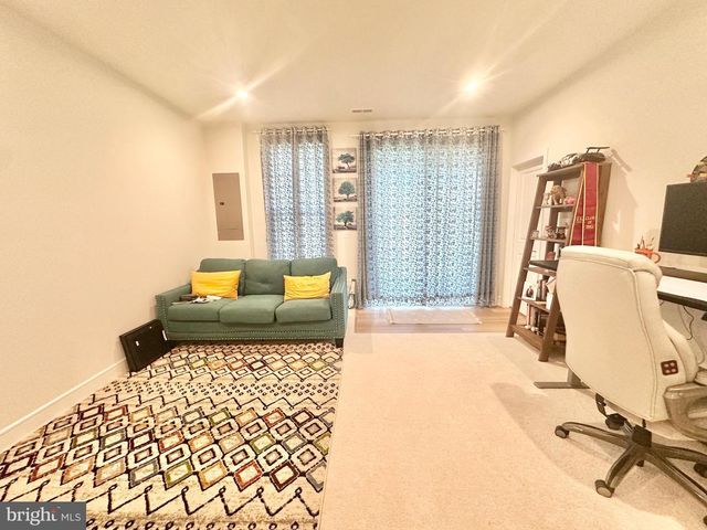 42171 SHINING STAR, Brambleton, VA 20148