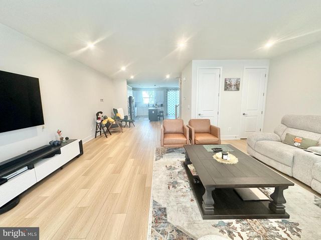 42171 SHINING STAR, Brambleton, VA 20148