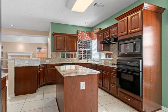 14588 Poe Court, Addison, TX 75001