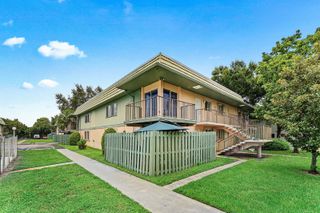 1866 Fairview Villas Drive 3, Palm Springs, FL 33406