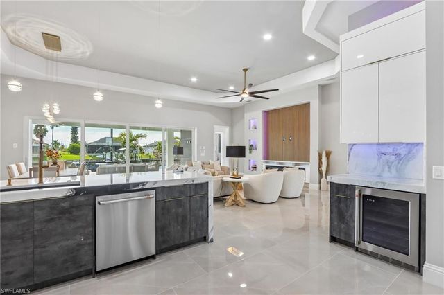 1304 NW 40th PL, Cape Coral, FL 33993