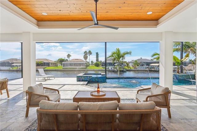 1304 NW 40th PL, Cape Coral, FL 33993