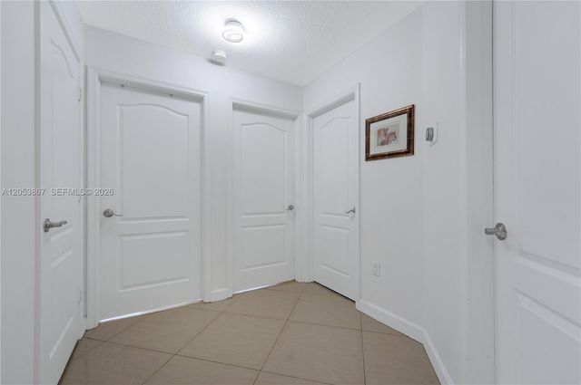 18625 NW 53rd Ave, Miami Gardens, FL 33055
