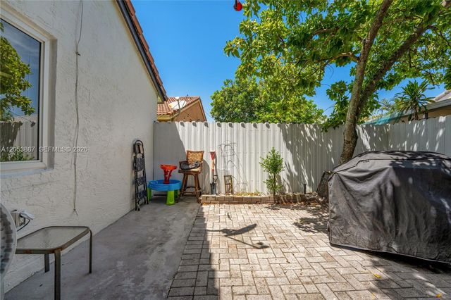18625 NW 53rd Ave, Miami Gardens, FL 33055