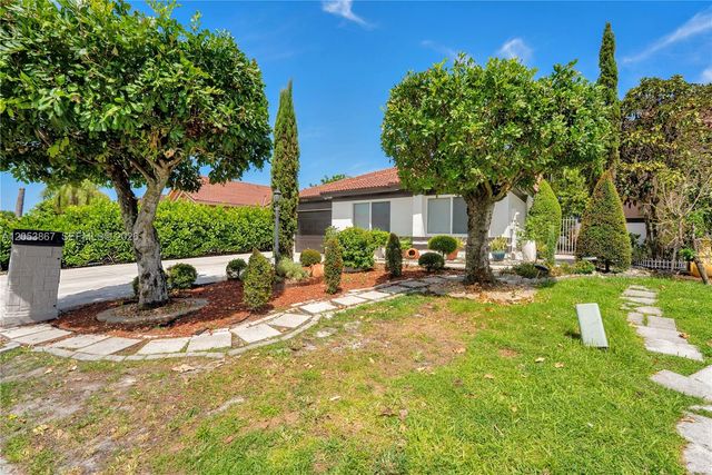 18625 NW 53rd Ave, Miami Gardens, FL 33055