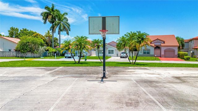 18625 NW 53rd Ave, Miami Gardens, FL 33055