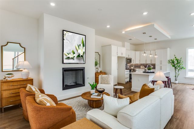 337 College Avenue, Fort Worth, TX 76104