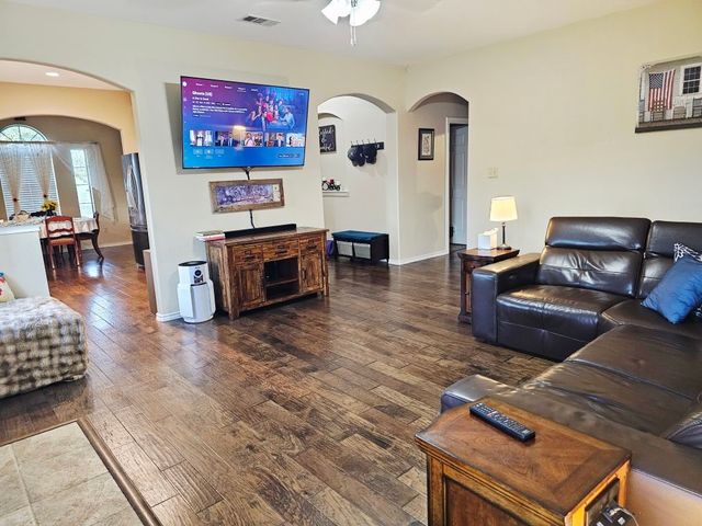 201 Arthur Drive, Princeton, TX 75407