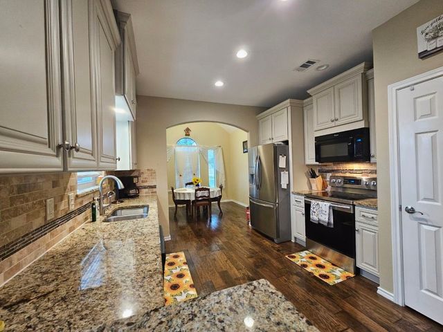 201 Arthur Drive, Princeton, TX 75407