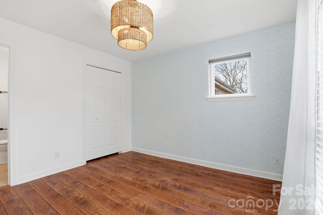 18009 Kings Point Drive R, Cornelius, NC 28031