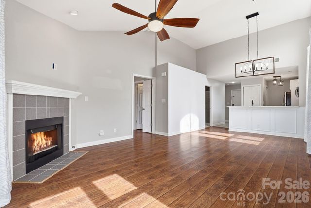 18009 Kings Point Drive R, Cornelius, NC 28031