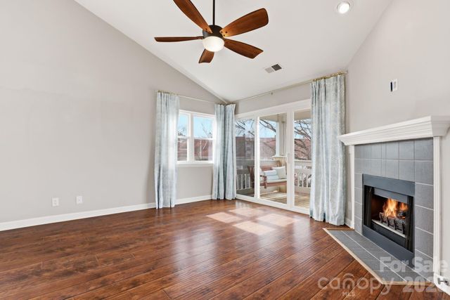 18009 Kings Point Drive R, Cornelius, NC 28031