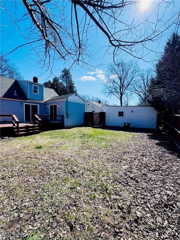 196 S Point Drive, Avon Lake, OH 44012