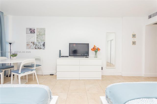 5445 Collins Avenue 627, Miami Beach, FL 33140