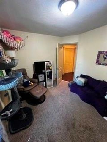 316 NW 82nd Street, Kansas City, MO 64118