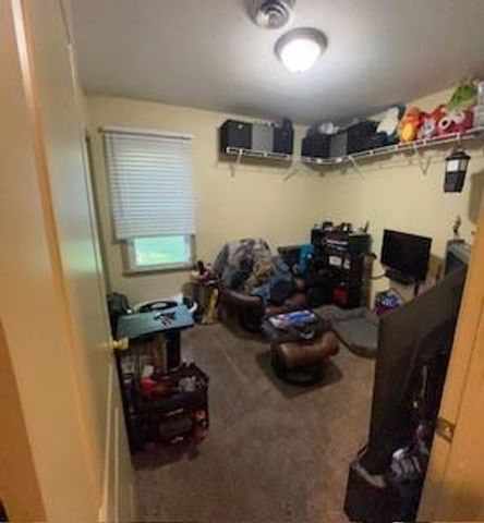 316 NW 82nd Street, Kansas City, MO 64118