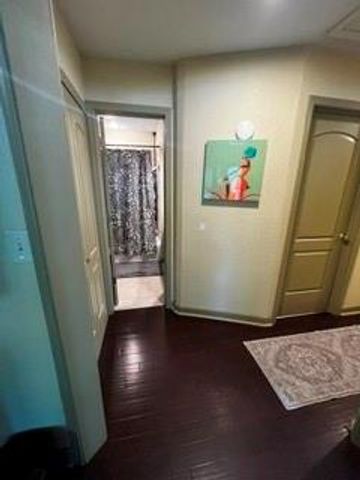 316 NW 82nd Street, Kansas City, MO 64118