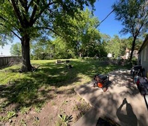 316 NW 82nd Street, Kansas City, MO 64118