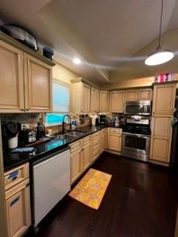 316 NW 82nd Street, Kansas City, MO 64118