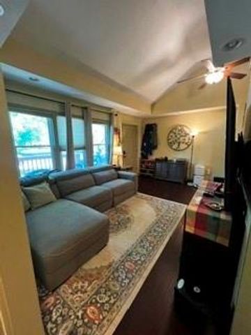 316 NW 82nd Street, Kansas City, MO 64118