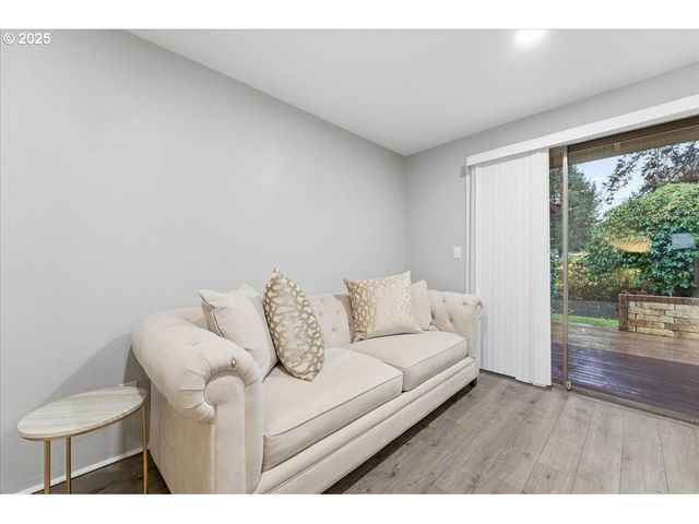 7610 Ne MEADOWS Dr, Vancouver, WA 98662