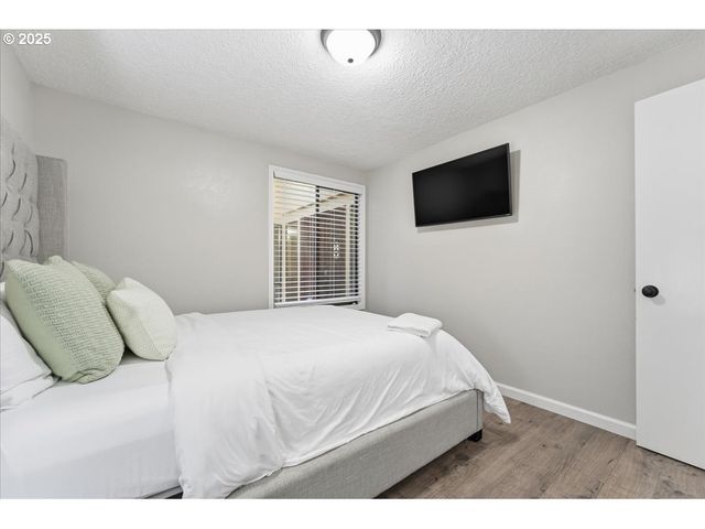 7610 Ne MEADOWS Dr, Vancouver, WA 98662