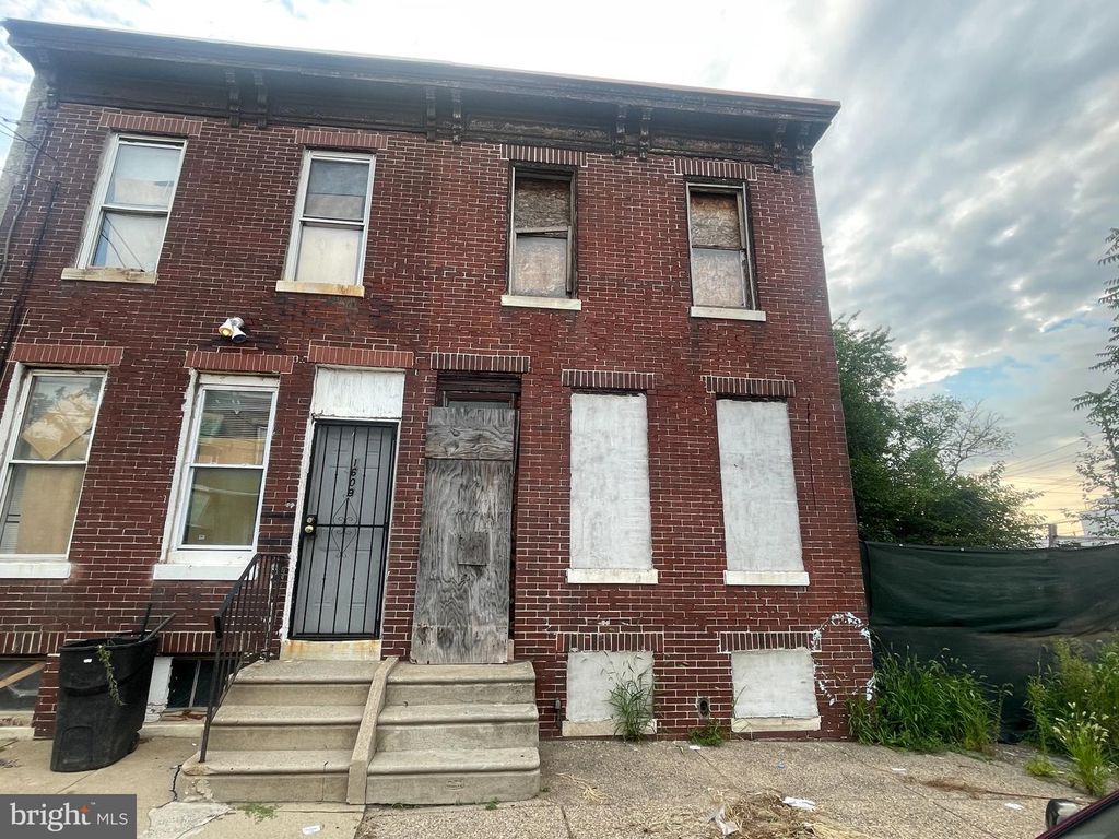 1607 FILMORE ST, CAMDEN, NJ 08104 — photo 3