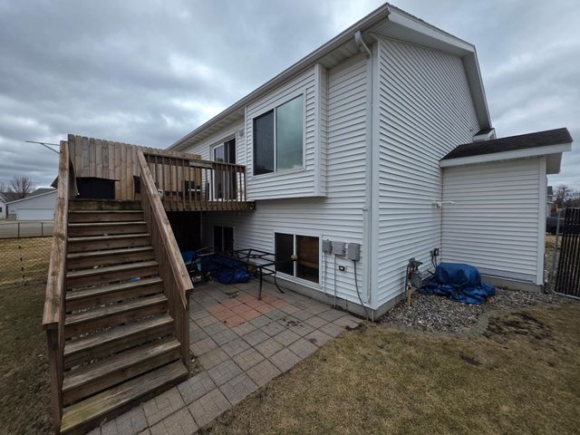 814 Woodbridge Circle, Dilworth, MN 56529