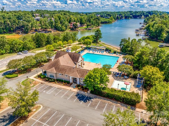 2075 Lake Forest Drive, Tega Cay, SC 29708