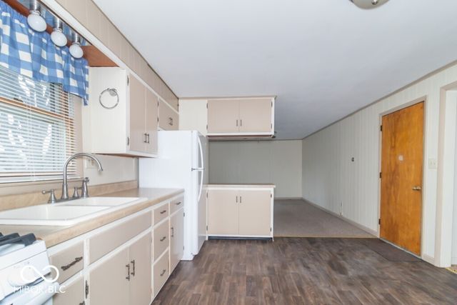 2601 Maple Drive, New Castle, IN 47362