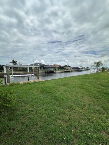 3049 Curry Terrace, Port Charlotte, FL 33981