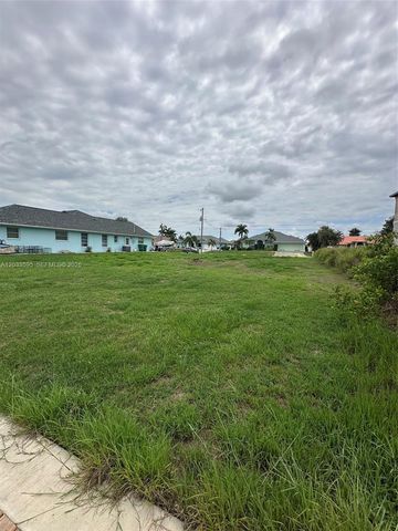 3049 Curry Terrace, Port Charlotte, FL 33981