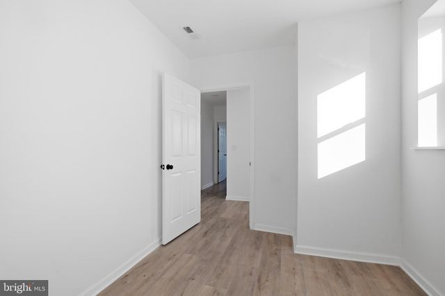 29 CHESTNUT ST, Marcus Hook, PA 19061