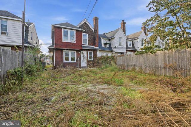 29 CHESTNUT ST, Marcus Hook, PA 19061