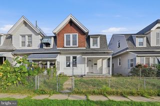 29 CHESTNUT ST, Marcus Hook, PA 19061