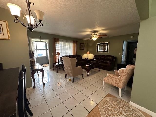 325 Knotty Pine Circle A-1, Greenacres, FL 33463