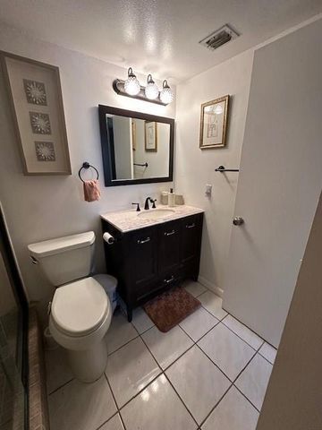 325 Knotty Pine Circle A-1, Greenacres, FL 33463