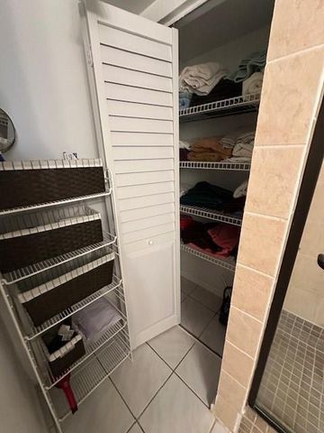 325 Knotty Pine Circle A-1, Greenacres, FL 33463
