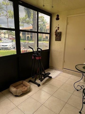 325 Knotty Pine Circle A-1, Greenacres, FL 33463