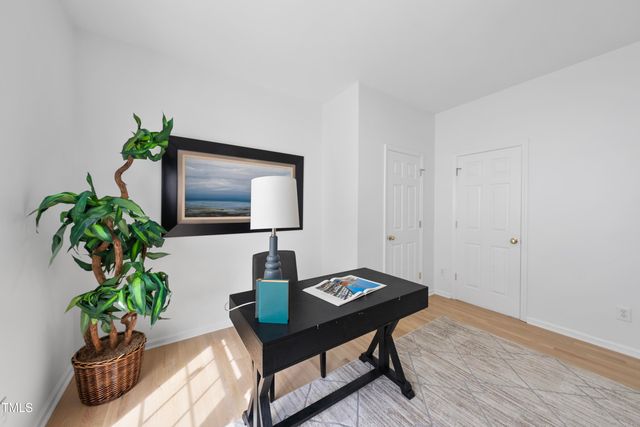 300 New Parkside Drive, Chapel Hill, NC 27516